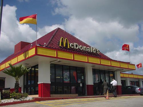 新疆首家麦当劳落户乌鲁木齐,铁路局丝路天街店即将开业