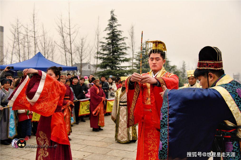 还原周朝祭拜仪式,比泰山封禅还早八百年,是当地最有气势的演出