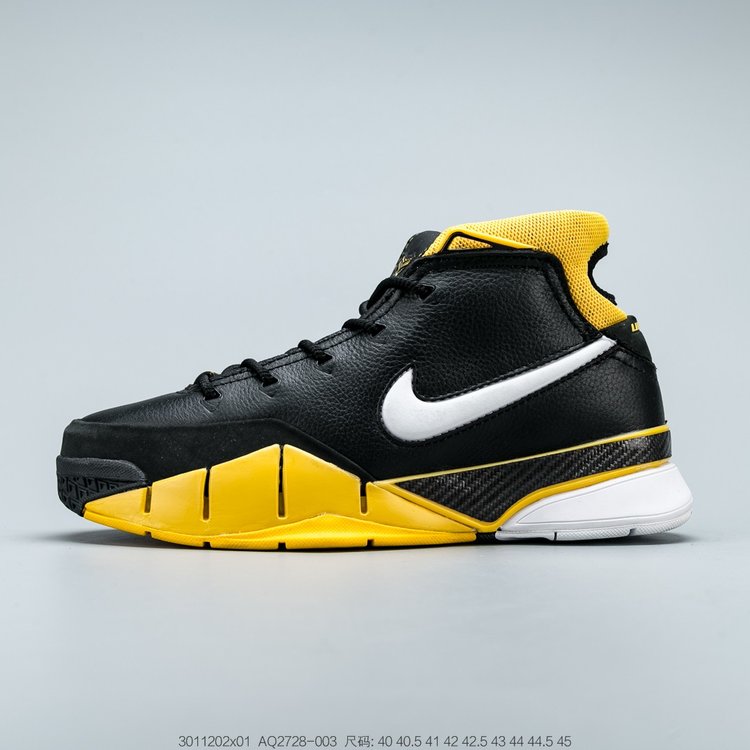 真正的王者之靴科比一代强悍风格鲨鱼般利齿的中底攻击性十足