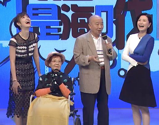 老娘舅是个喜欢热闹的人他把笑声留在了人间