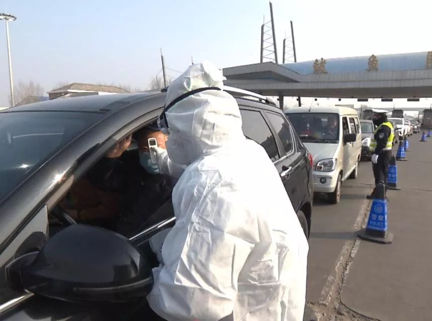 外防输入内防扩散鲅鱼圈卫生系统多方联动打好疫情防控攻坚战