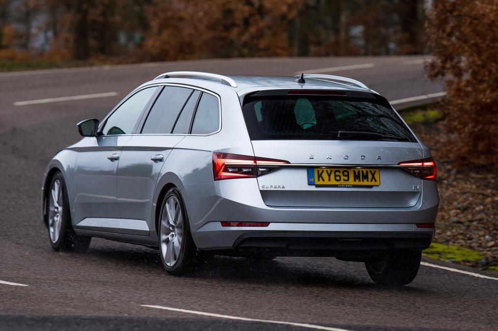 瓦罐新味道斯柯达速派superbiv插电混动版