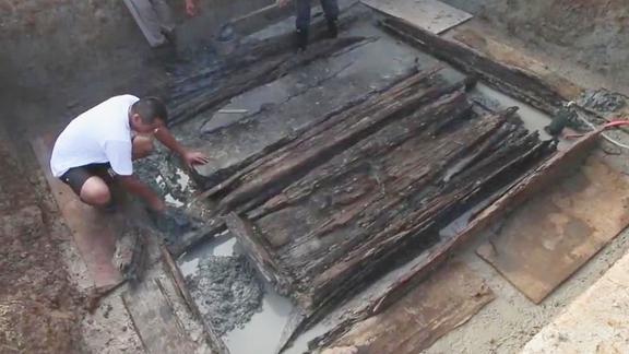 梓木堪称"木中之王"是皇室墓葬的首选 专家:这个棺材不是楠木