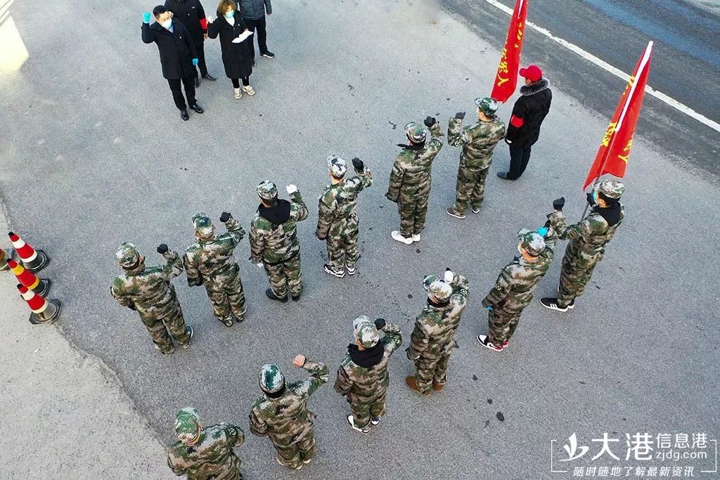 军人本色一群退伍老兵集合在镇江新区大路镇小港村