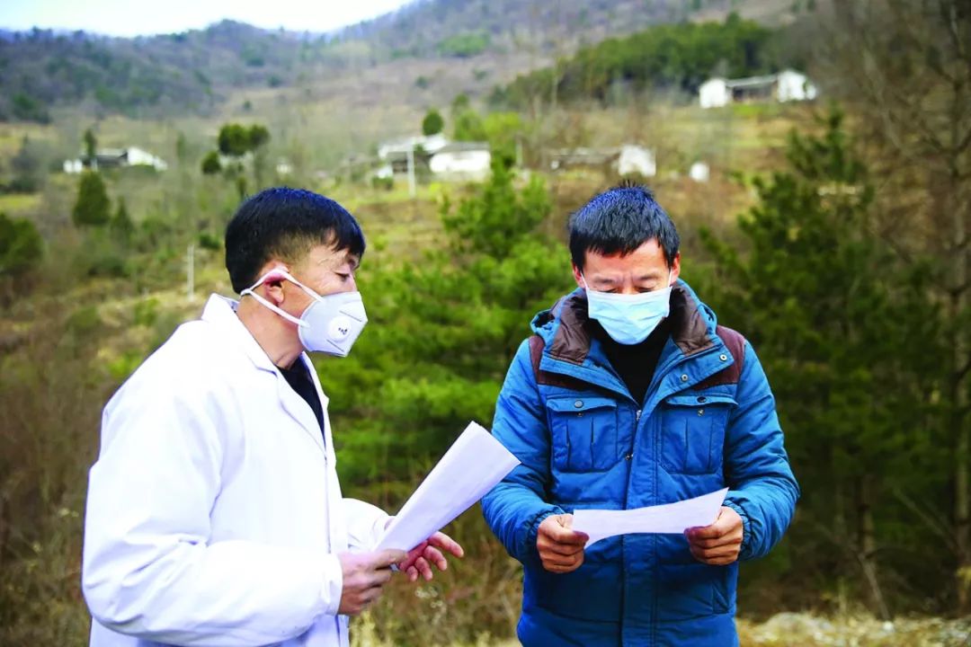 徐荣鹏介绍说,卫生院人员