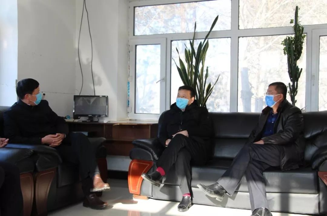 周勇县长对八五九疫情防控工作落实到位给予肯定,并传达了饶河县关于