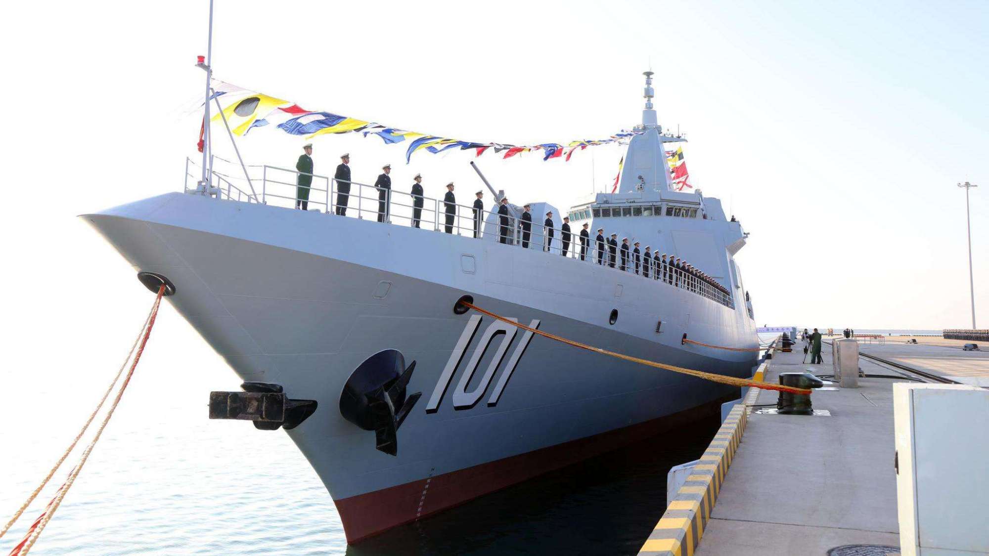 紧张时刻,美舰出现在南部海域,再次刷新下限,当我们好