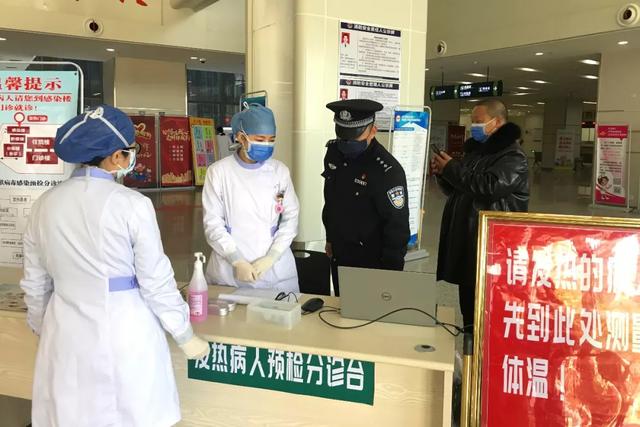 平潭各级党组织和广大党员干部奋战在疫情防控阻击战一线