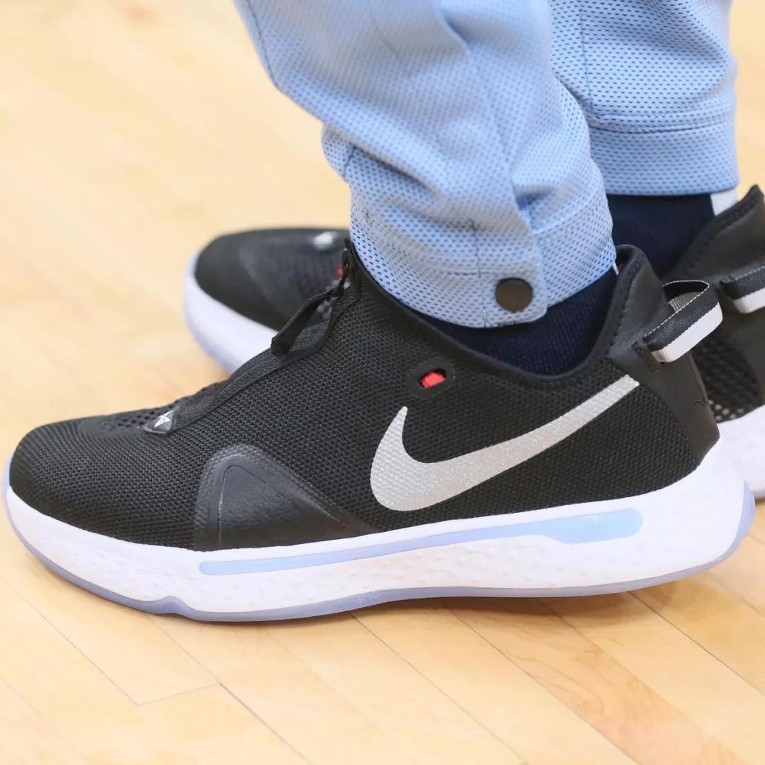 原创乔治上脚kobe4致敬科比pg4成最差拉链球鞋了吗