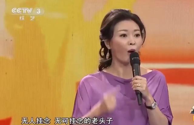 從以前的丁克族如今有了女兒,王小騫和譚江海中年得女也算是