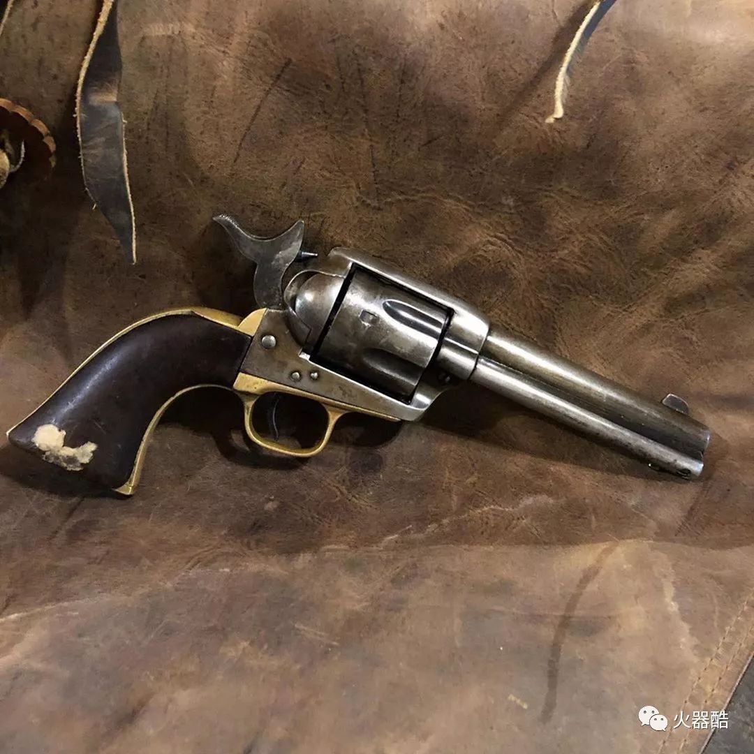 西部枪械文明与野蛮交织的时代唯有火器可以掌控一切
