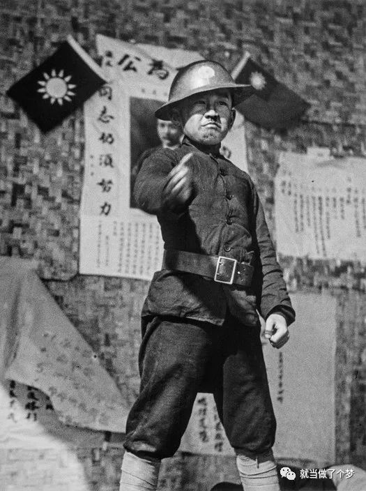 武汉会战,是抗日战争时期中国军队在武汉地区同日本侵略军展开的一场