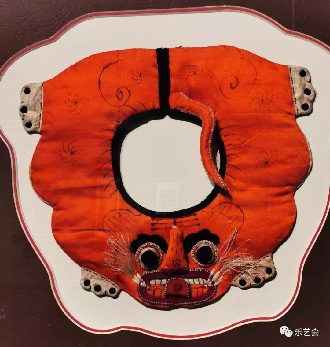 山西民间刺绣又称为"女红",被赞誉为"母亲的艺术",她承载着丰富的民族