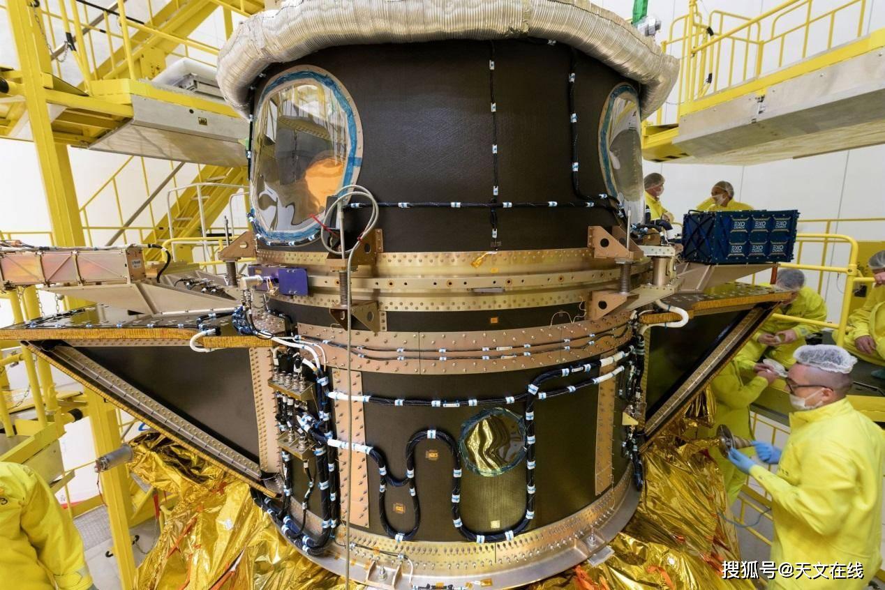 "联盟号发射器及其卫星的载荷处于完全安全的待命模式,"根据ariane