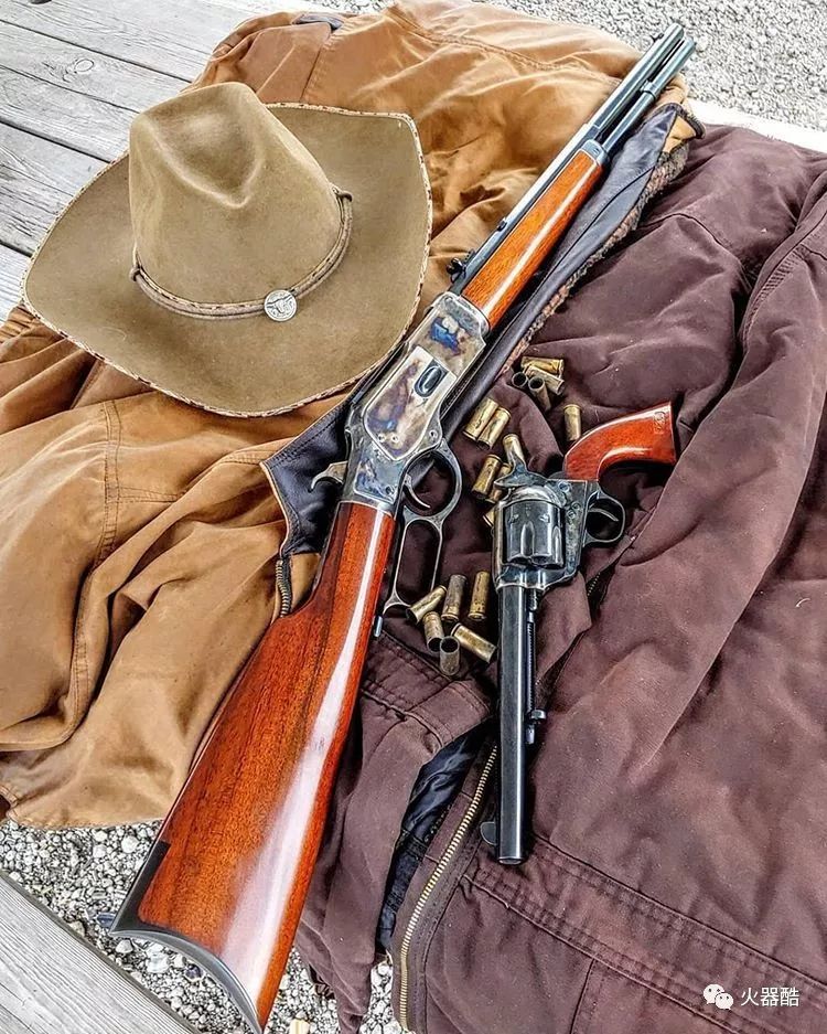 西部枪械文明与野蛮交织的时代唯有火器可以掌控一切