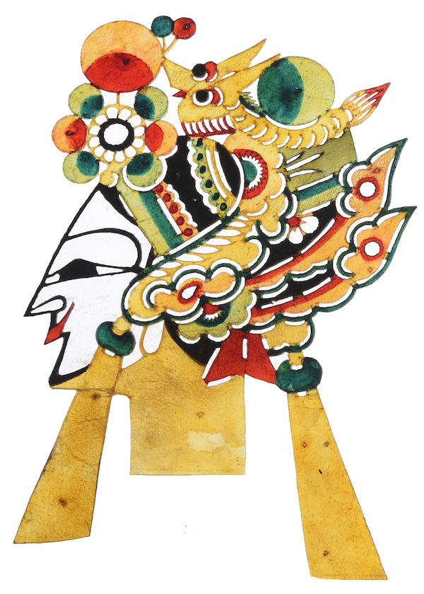 中国美术学院民艺博物馆藏从另一个角度来讲,皮影头茬装饰贴近生活