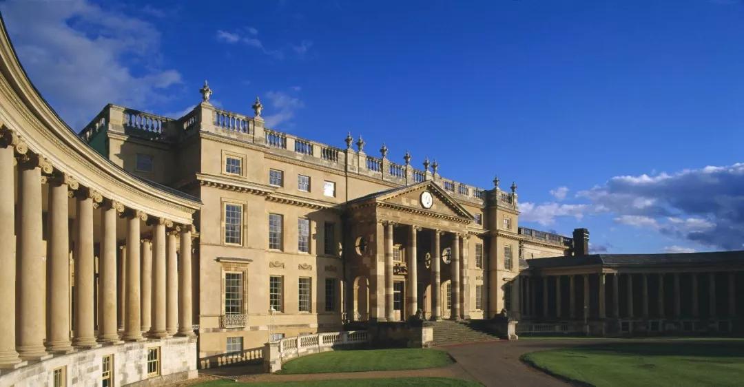 stowe school是一所综合的学校,成立于1923年,位于stowe, 白金汉 mk18