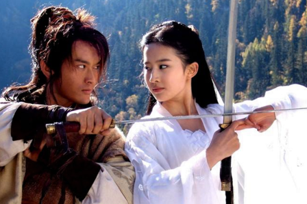 "独孤九剑"能破天下武功?小龙女"双剑合璧"就不行