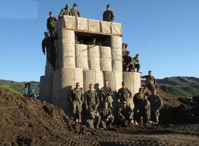 金汤铁壁拔地而起——快速军用工事发展史