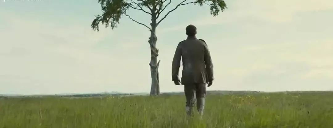 难怪会火,他只用一个镜头就拍出一场战争!_电影