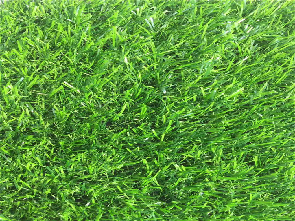 汕头围挡仿真草坪厂家来聊聊适合用在哪里?