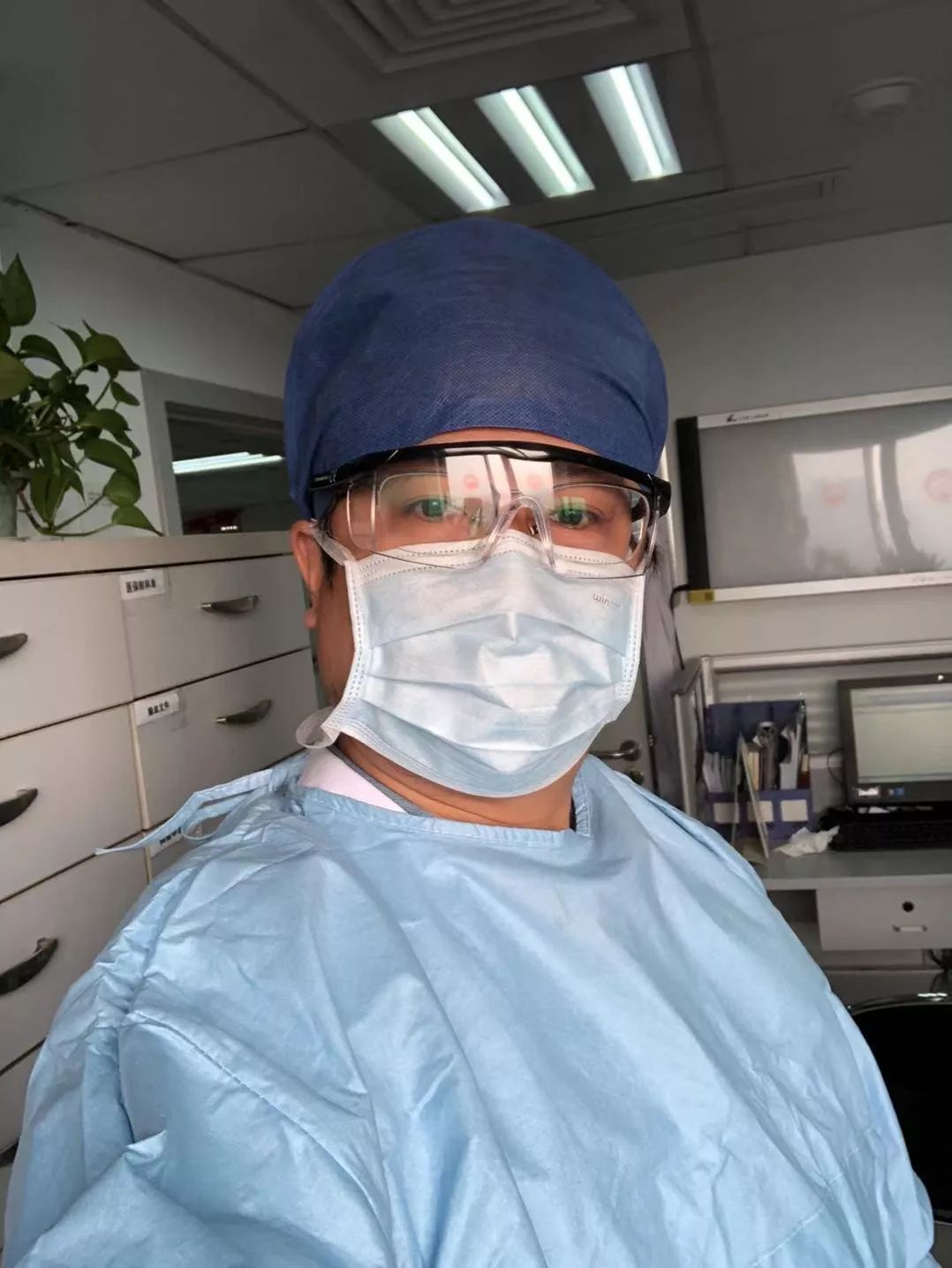 抗疫医生10天没回家8岁女儿写下这么一篇寒假作文