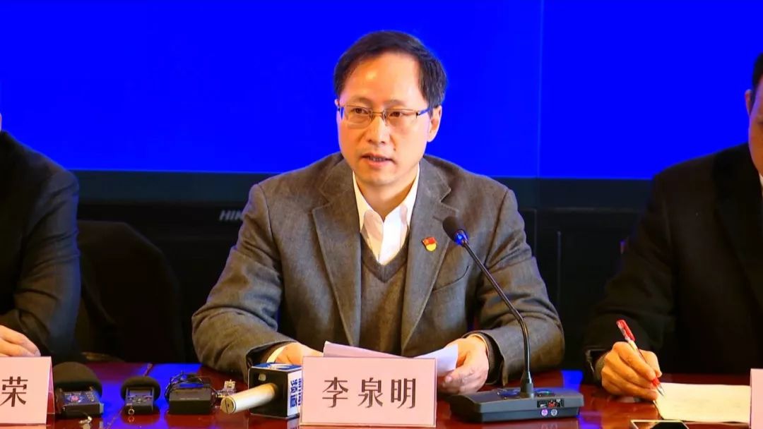 嘉兴召开第二场新闻发布会嘉兴各大商场菜场恢复原营业时间