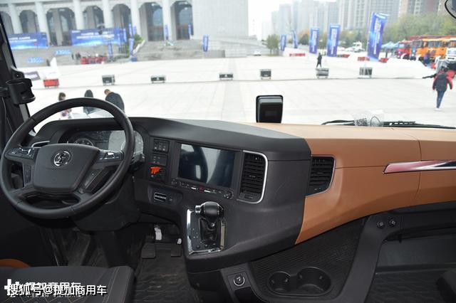 自动挡电子手刹安全属性到位这辆德龙x6000牵引车配置真高