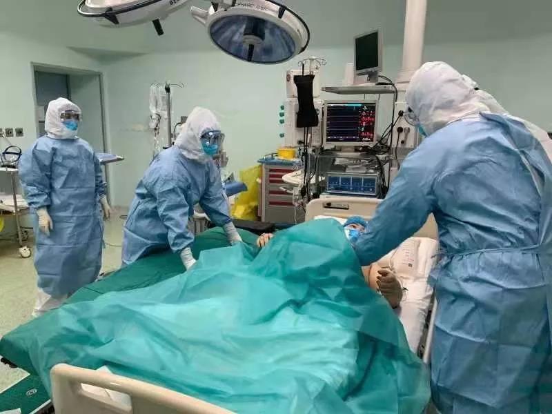 手术患者有武汉接触史!大连医生:上!