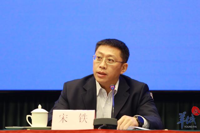 广东疾控官员:要特别警惕家庭内传染,一人发病可传全家人