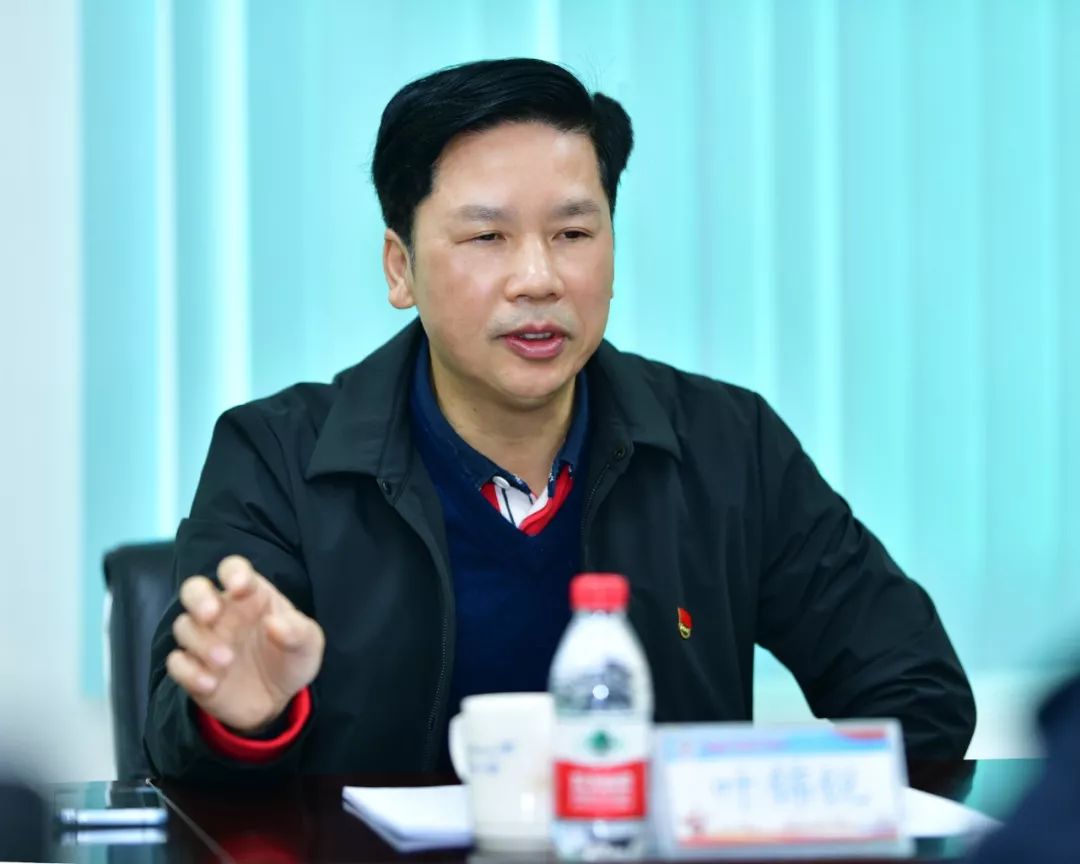 黄江战疫叶锦锐调研疫情防控工作慰问一线工作人员