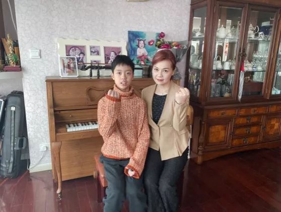 终于有时间在家定定心心收拾屋子的高博文,还有意外收获,找到了不少