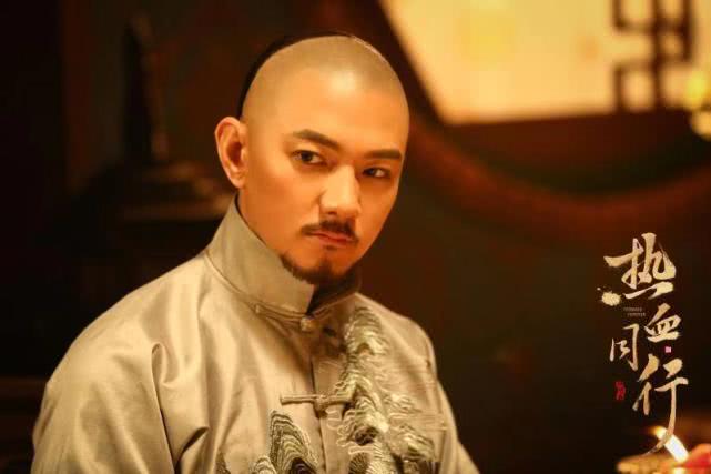 热血同行热播实力派演员彭博演绎戏精王爷