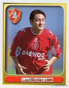 7,8,9号给了中日韩三国球员,女教练带男足队_佩鲁贾