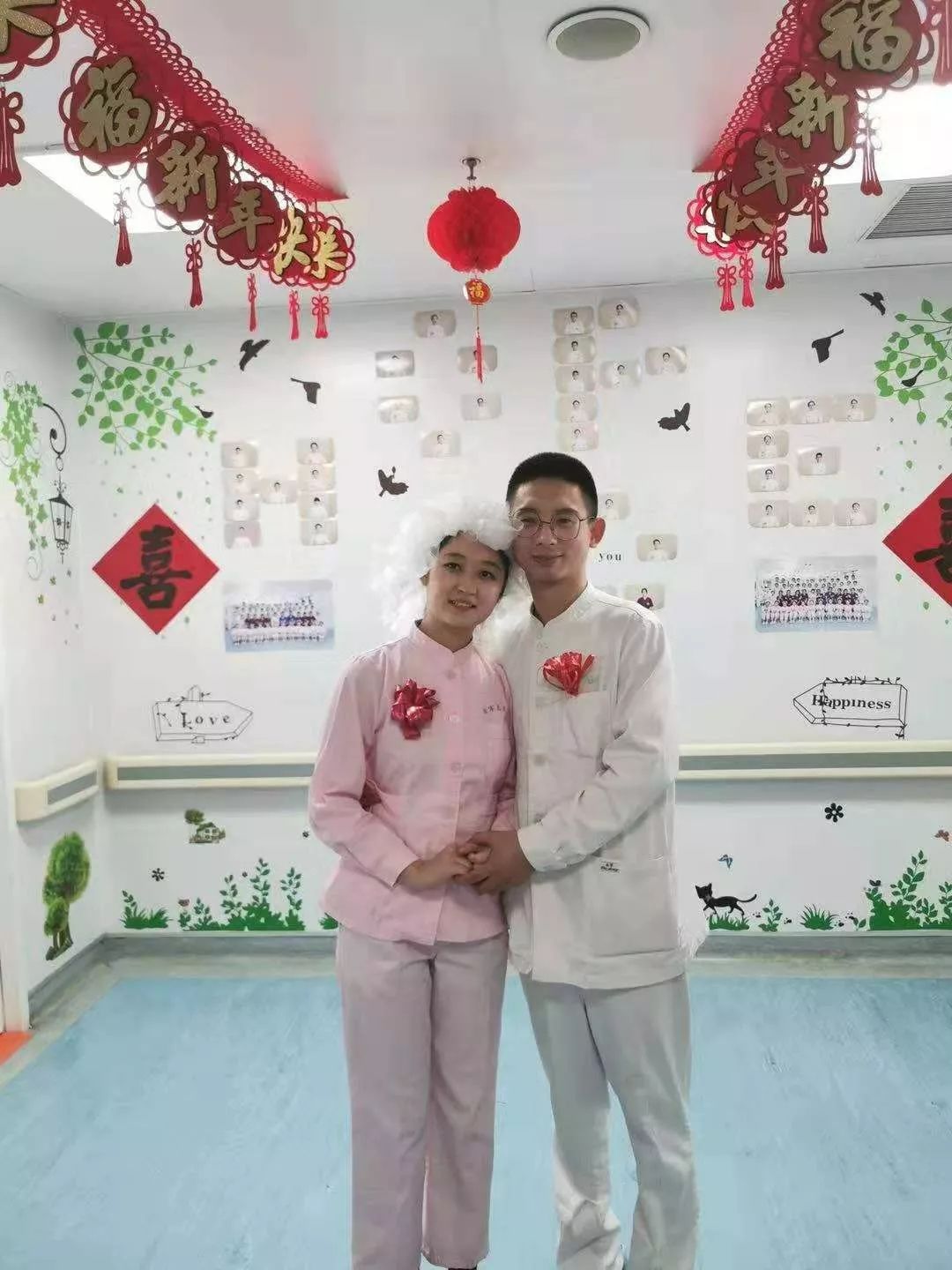 最美天使抗疫时期的特殊婚礼