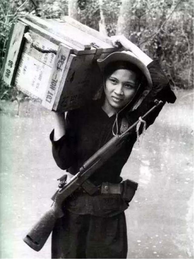 美军如何对待被俘的越南女兵逼供手段如此之狠让人汗毛直竖