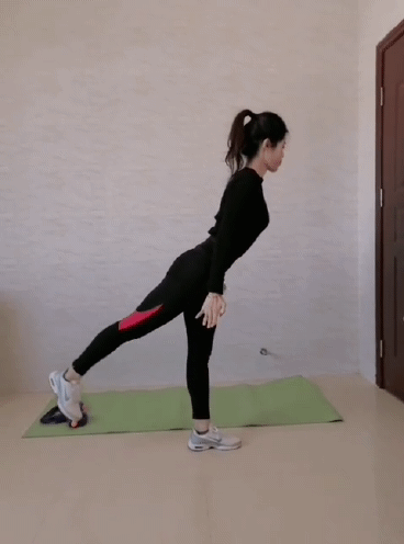 (2)燕式平衡(1)跪姿平衡练习方法耳垂,肩关节,髋关节在一条垂直线上是