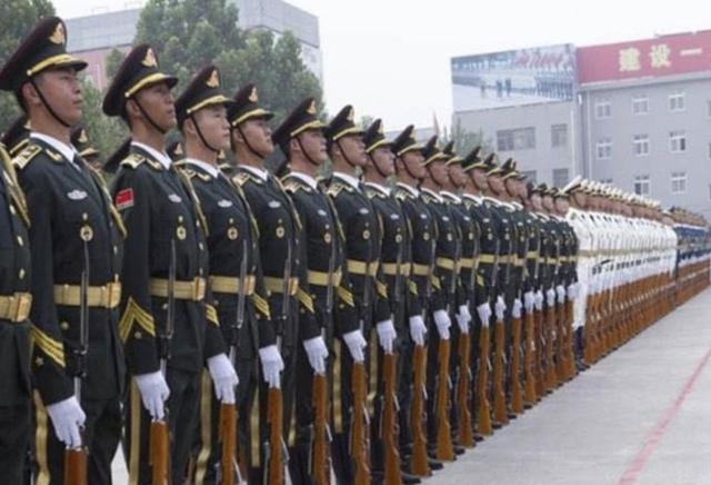 一组中国军人的训练照片最后一张让所有中国人自豪
