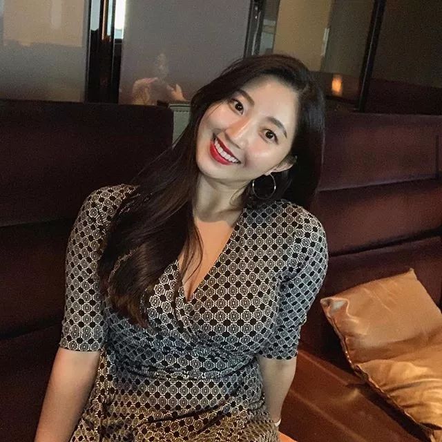 韩国健身美女朴善宇从不节食身材丰腴惹人爱被称微胖女神