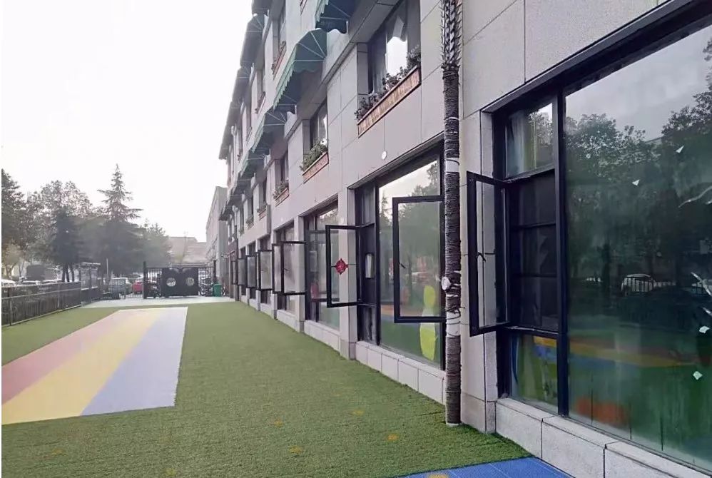 防控疫情共克时艰华夏幼儿园在行动