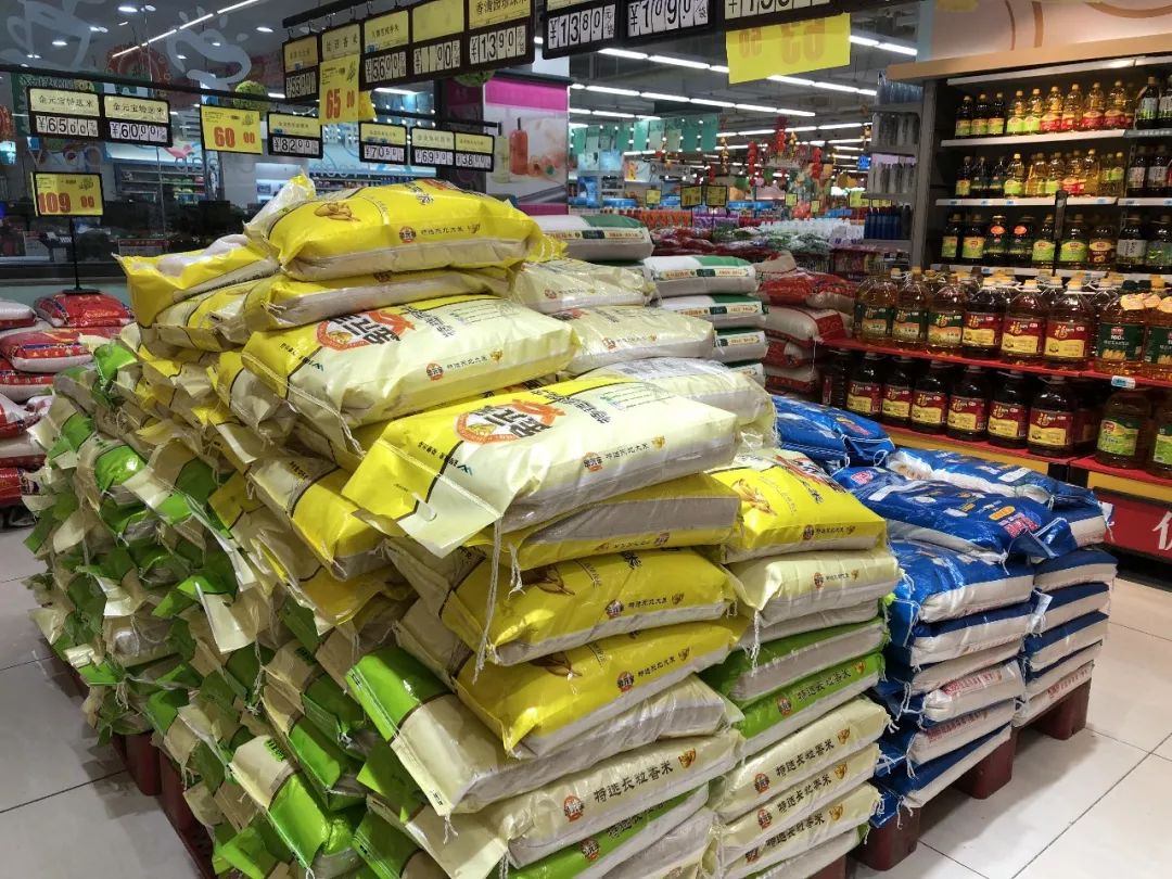 我县生活必需品储备充足 价格稳定