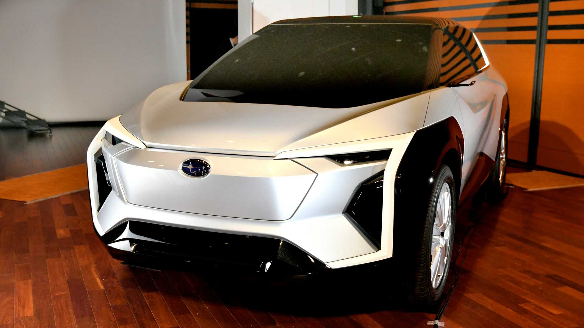 斯巴鲁发布全新电动车 实现与丰田同平台量产_搜狐汽车_搜狐网