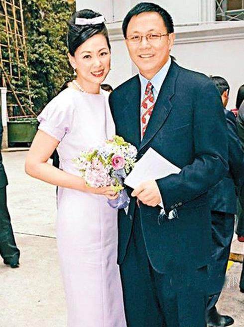 她曾是一代玉女,50岁高龄还在做试管婴儿