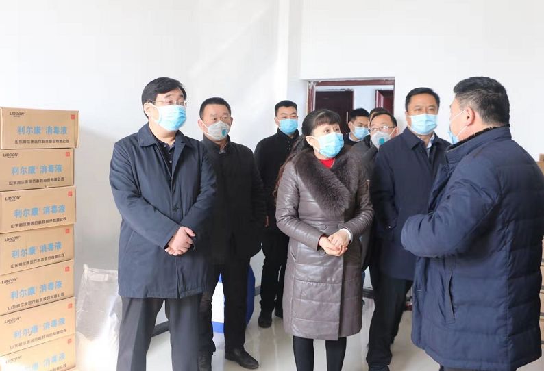 1月28日,耿振华局长率领第九督导组到成武县人民医院,农贸市场等地,就