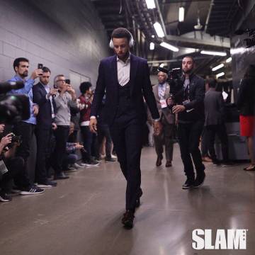 若库里加盟篮网东部格局或将彻底改写