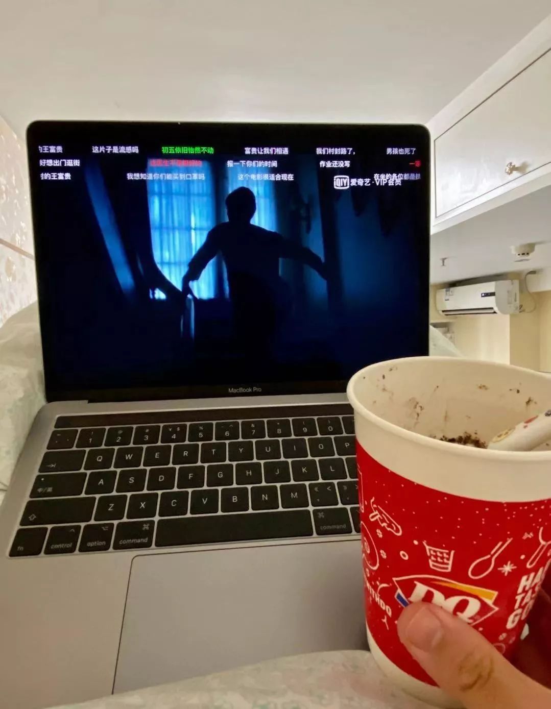 快来解锁在家看电影的n种方式!