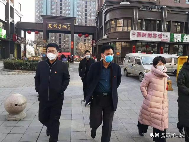 督导中,张吉宏书记对关键查控点位逐个进行了踏查