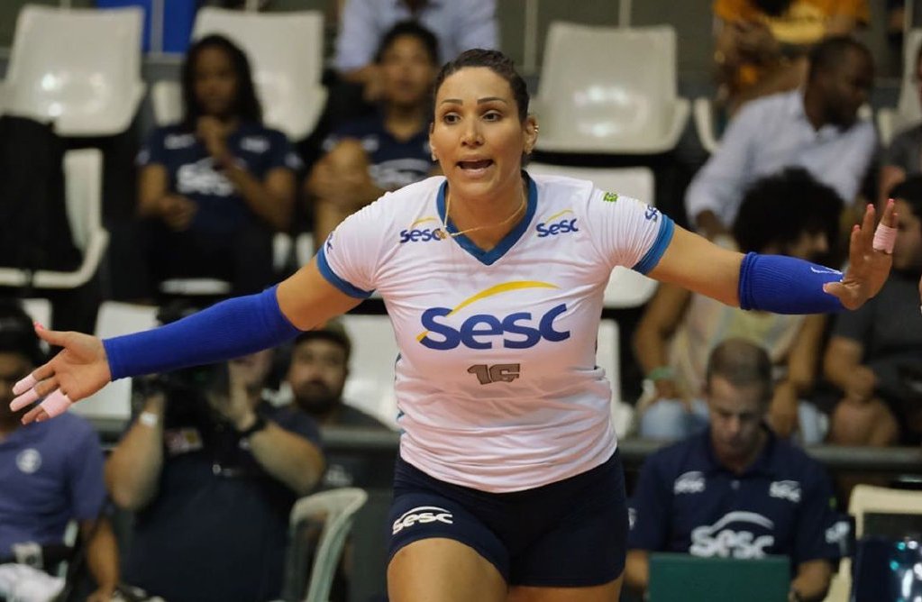 原创恒大女排前外援坦达拉狂砍40分创纪录巴西女排杯塞斯克夺冠