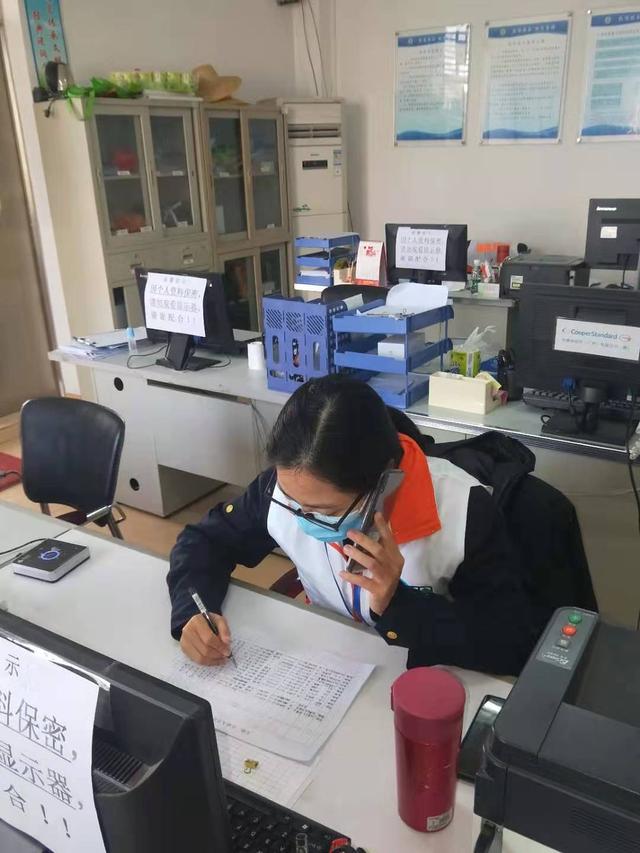 番禺|化龙这群网格员化身"电话客服",打响"大数据 网格化"防疫战_工作
