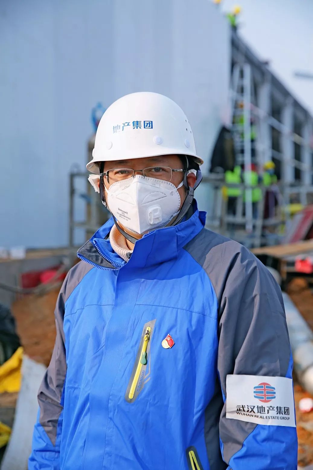 特写感谢有你致敬雷神山医院建设背后平凡的建设者
